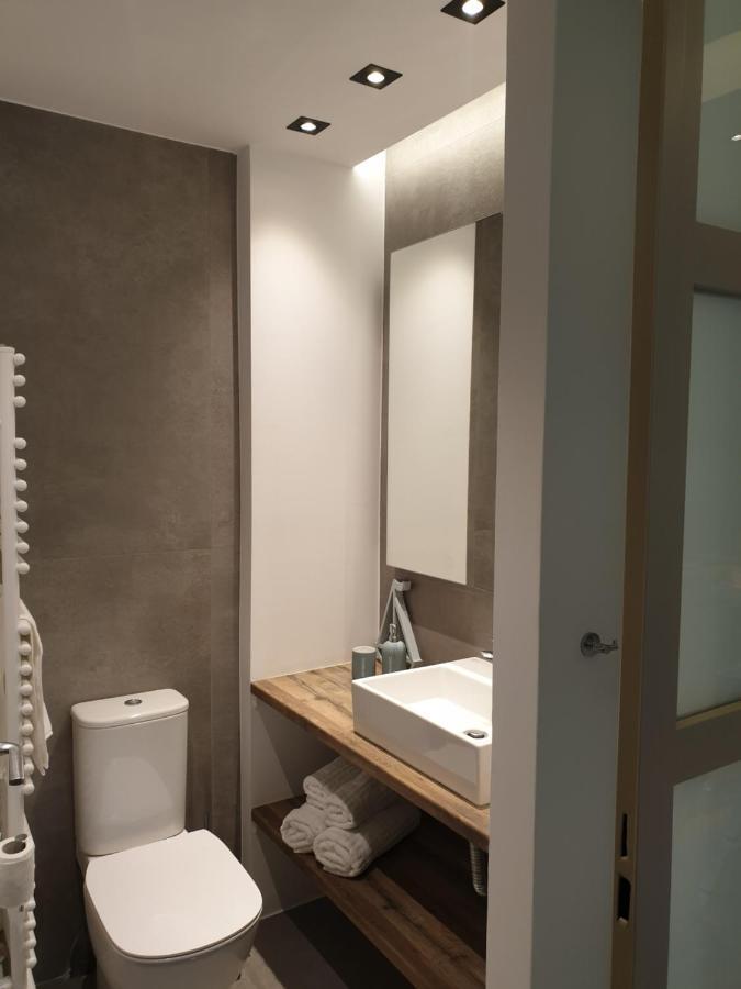 Apartament Renovated Studio With Roof Garden Access, 15 M Walk To Acropolis Ateny Zewnętrze zdjęcie