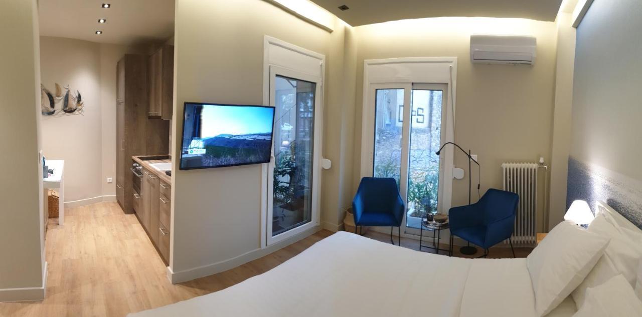 Apartament Renovated Studio With Roof Garden Access, 15 M Walk To Acropolis Ateny Zewnętrze zdjęcie